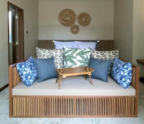 Deluxe Double Room, Park View | In-room safe, desk, laptop workspace, free WiFi