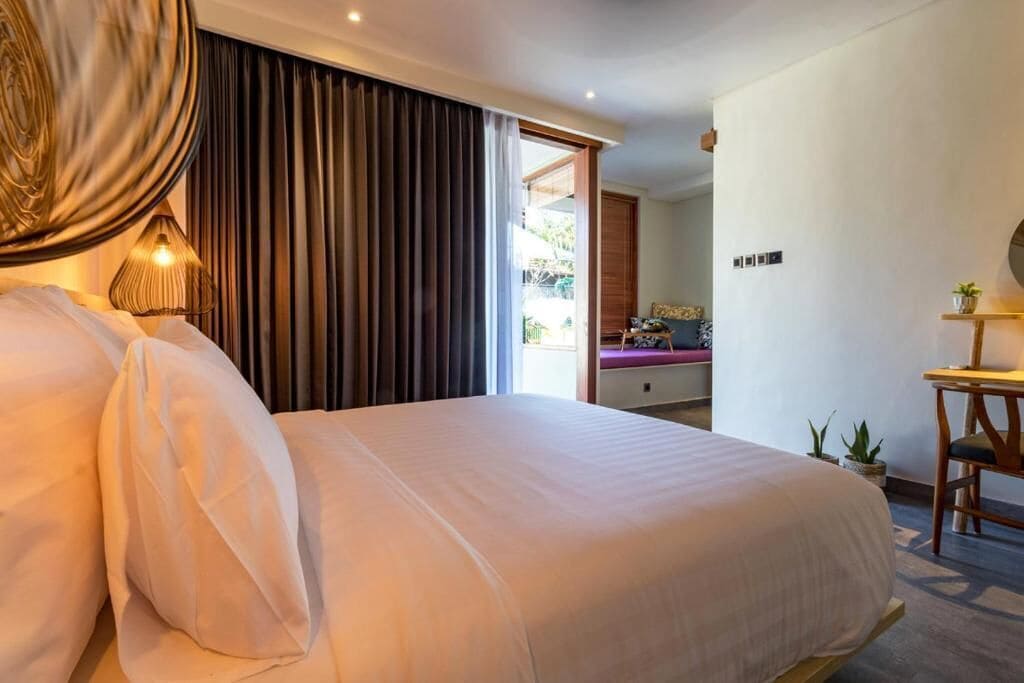 Deluxe Double Room, Park View | In-room safe, desk, laptop workspace, free WiFi