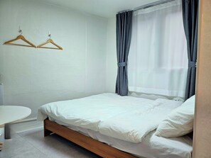 Basic Double Room, 1 Double Bed, Non Smoking, Private Bathroom | Free WiFi - Daldal  Masil (Mokpo)