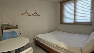 Basic Double Room, 1 Double Bed, Non Smoking, Private Bathroom | Premium bedding, blackout drapes, free WiFi, bed sheets