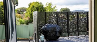 Charming 3BR | 15 Mins to Gardens | Groups welcome