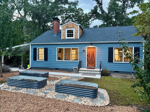 Charming 2-bedroom house in phenomenal downtown Norcross