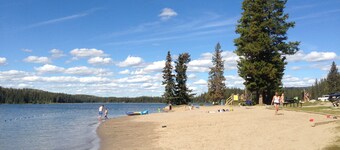 Hinton Mountain House