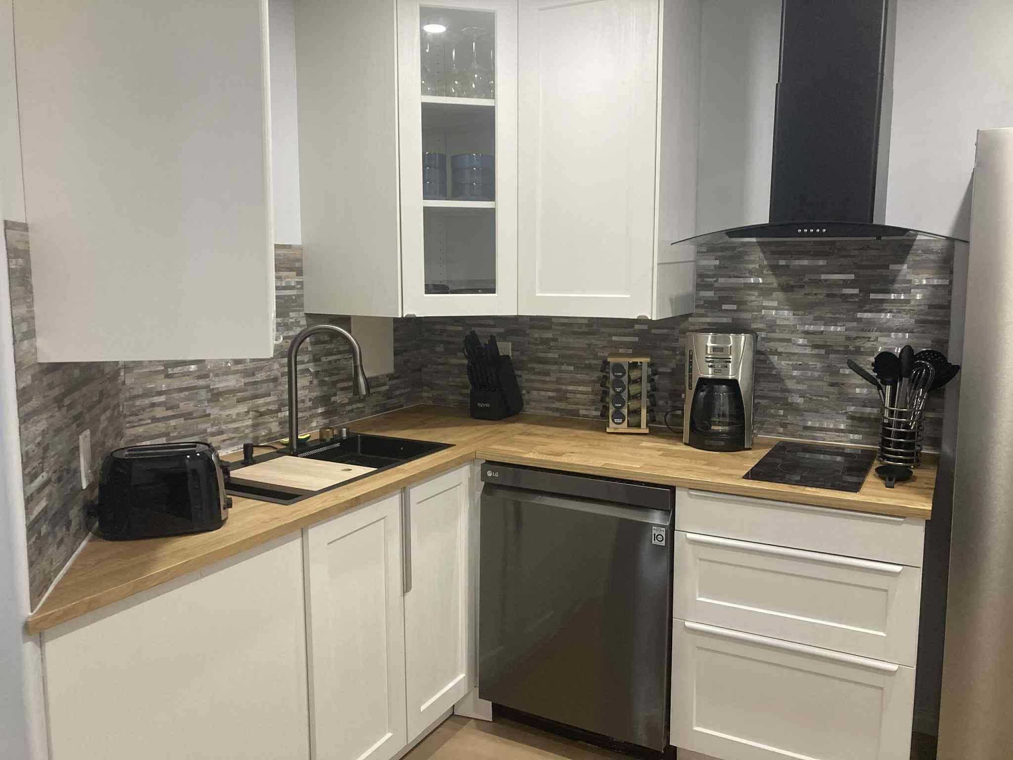 冷蔵庫、電子レンジ、コンロ、食器洗い機