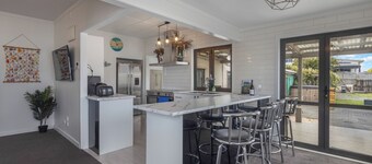 Group Getaway: Hot Tub, Beach, Games room