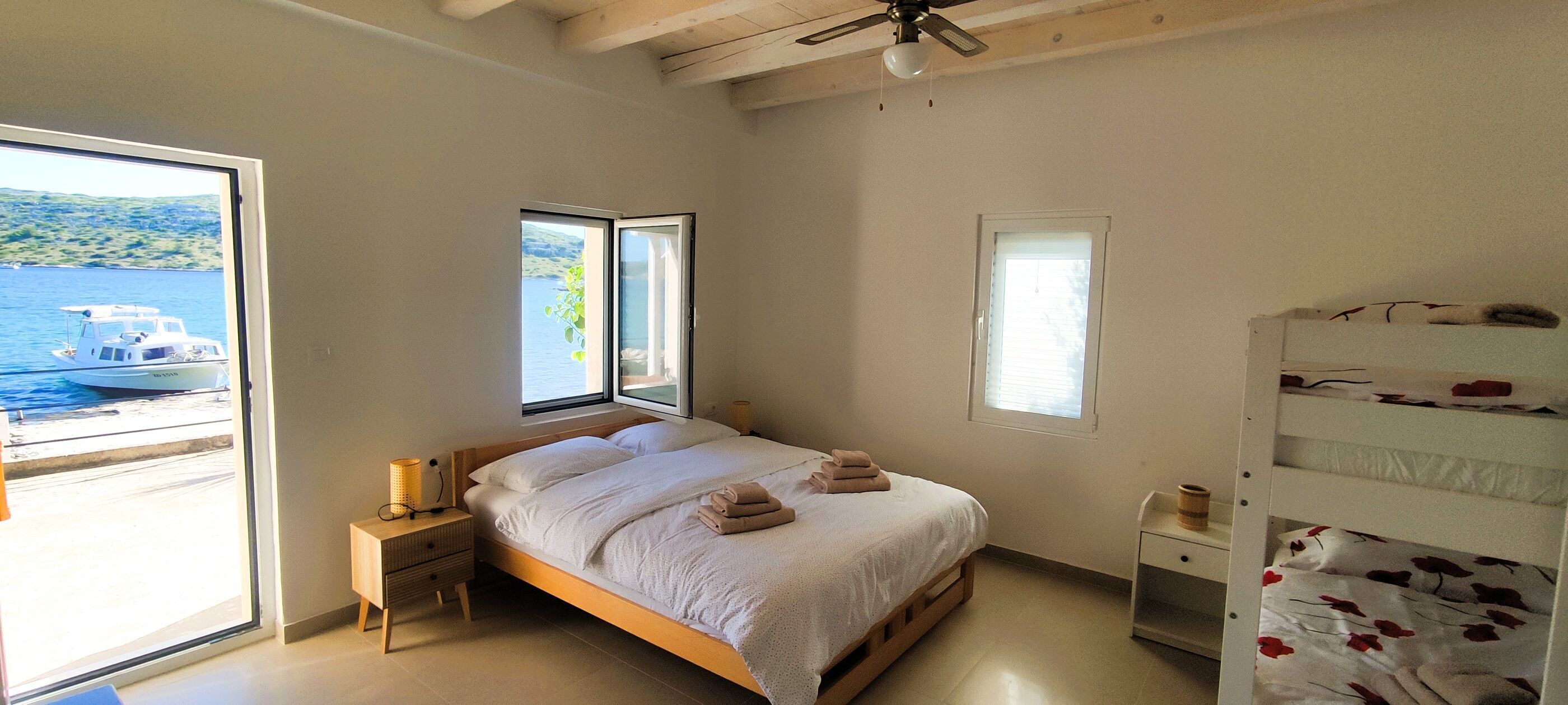 2 chambres, accès Internet, draps fournis