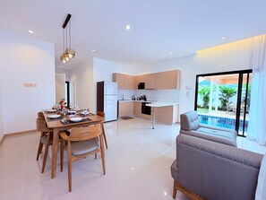 Private kitchen - Goldena Residence Pool Villas (Kamala)