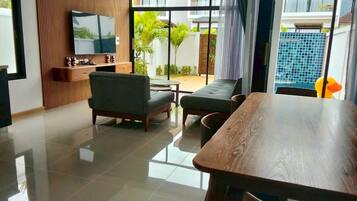 Villa, 3 slaapkamers, uitzicht op bergen | Dineren in de kamer