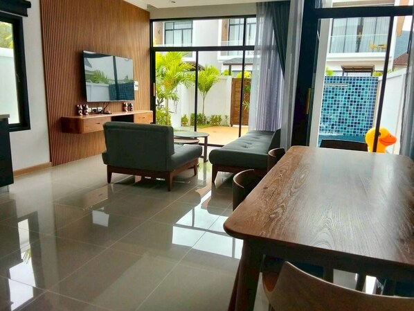 Villa, 3 Schlafzimmer, Bergblick | Essbereich im Zimmer