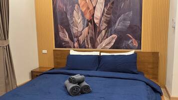 家庭別墅, 5 間臥室, 山景 | 客房內保險箱、書桌、遮光布/窗簾、隔音