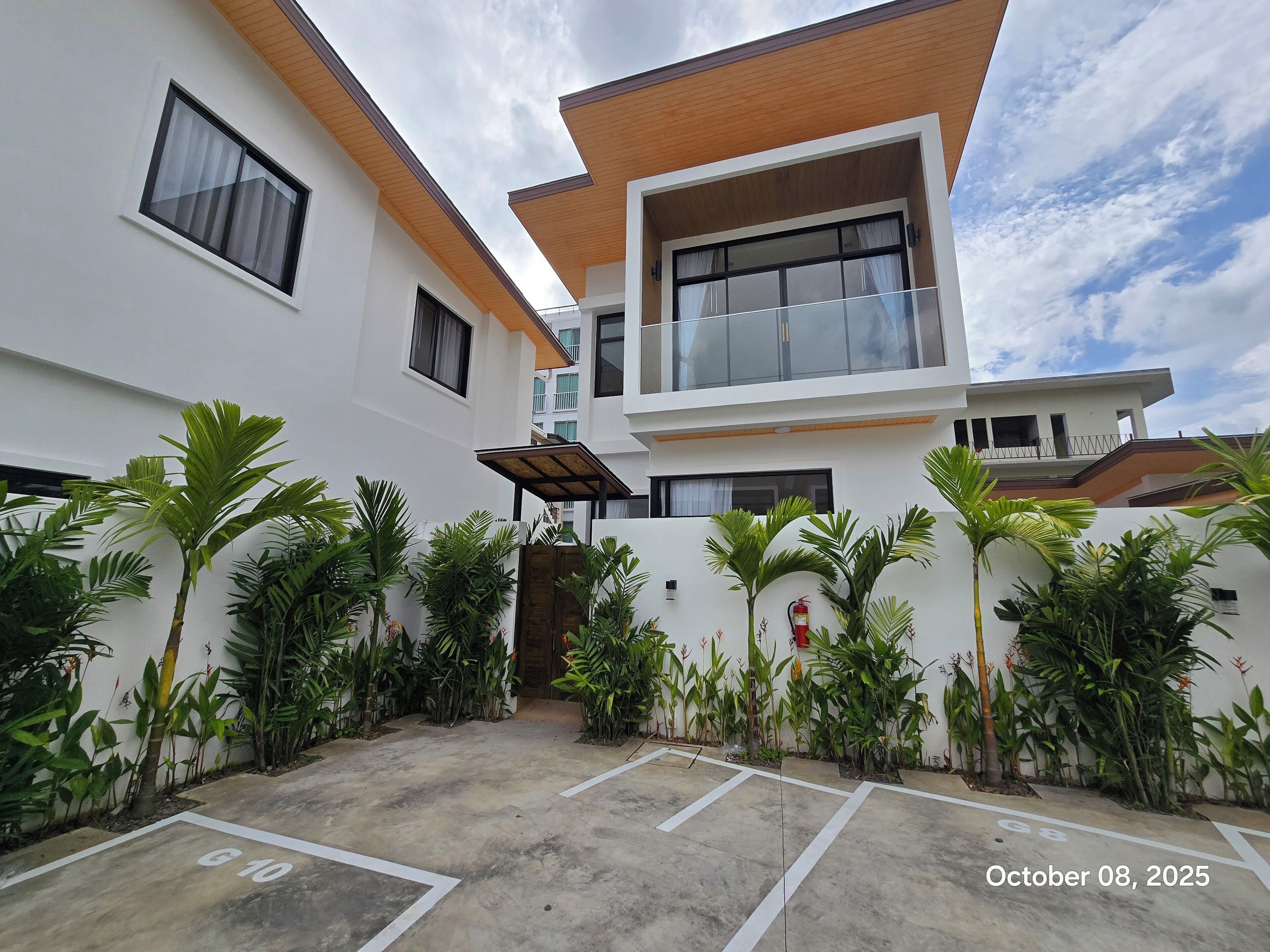 Villa familiar, 5 habitaciones, vista a la montaña | Caja de seguridad en la habitación, escritorio y cortinas blackout 