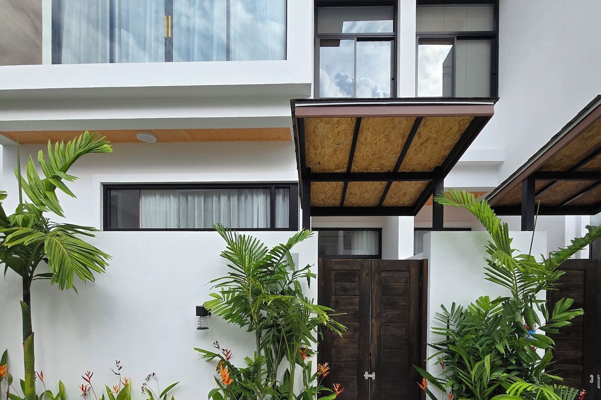 In-room safe, desk, blackout curtains, soundproofing