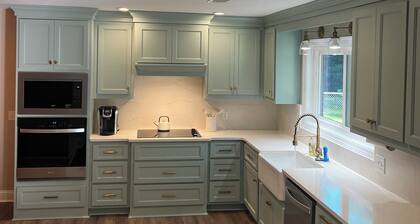 Stylish 4BR Getaway – 2 Master Suites, BBQ Patio, Close to CSU & Fort Benning