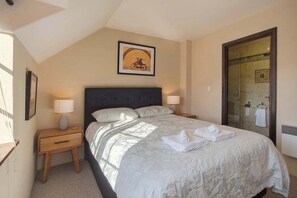 2 bedrooms