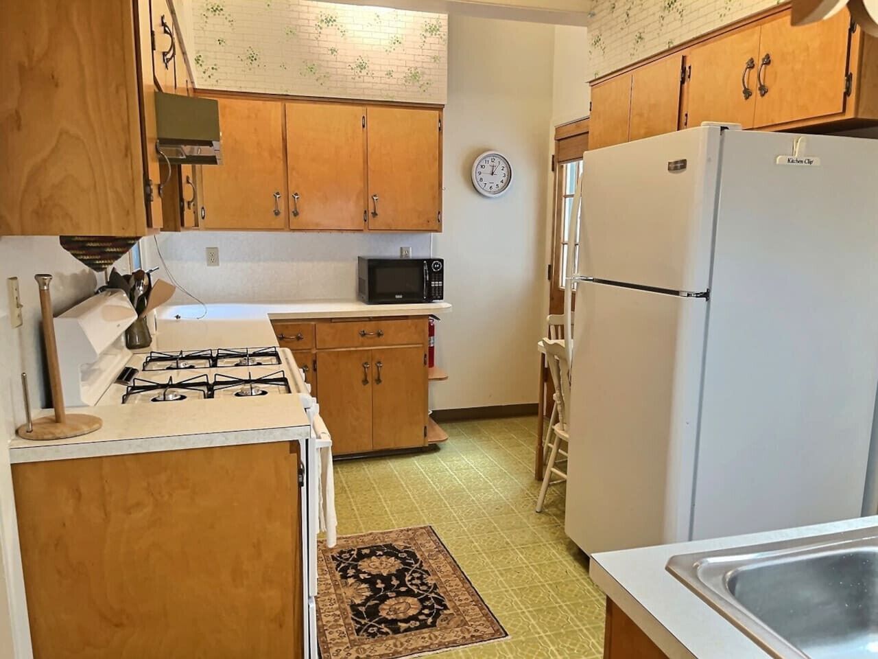 Frigorífic, microones, forn i placa de cuina 