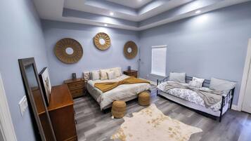 3 Schlafzimmer, Bügeleisen/Bügelbrett, Reisekinderbett, kostenloses WLAN