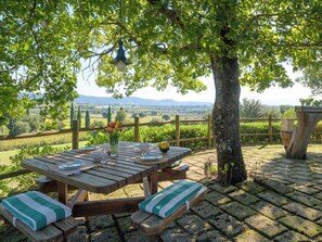 Outdoor dining - Sottopoggetto by Interhome (Roccastrada)