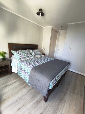2 quartos, Wi-Fi de cortesia, roupa de cama