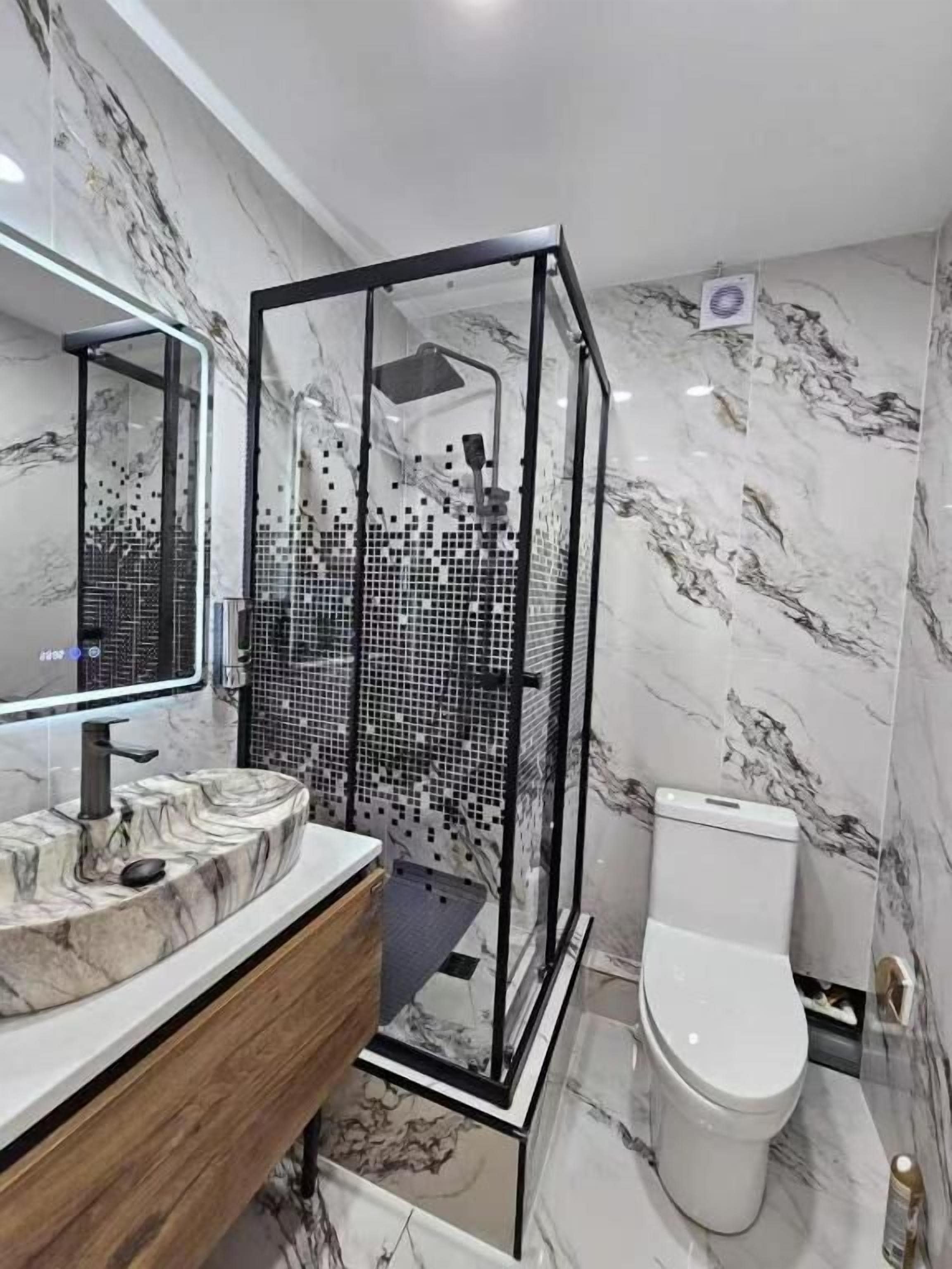 Dormitório compartilhado, somente para mulheres, vista para a cidade | Ferros/tábuas de passar roupa, Wi-Fi de cortesia