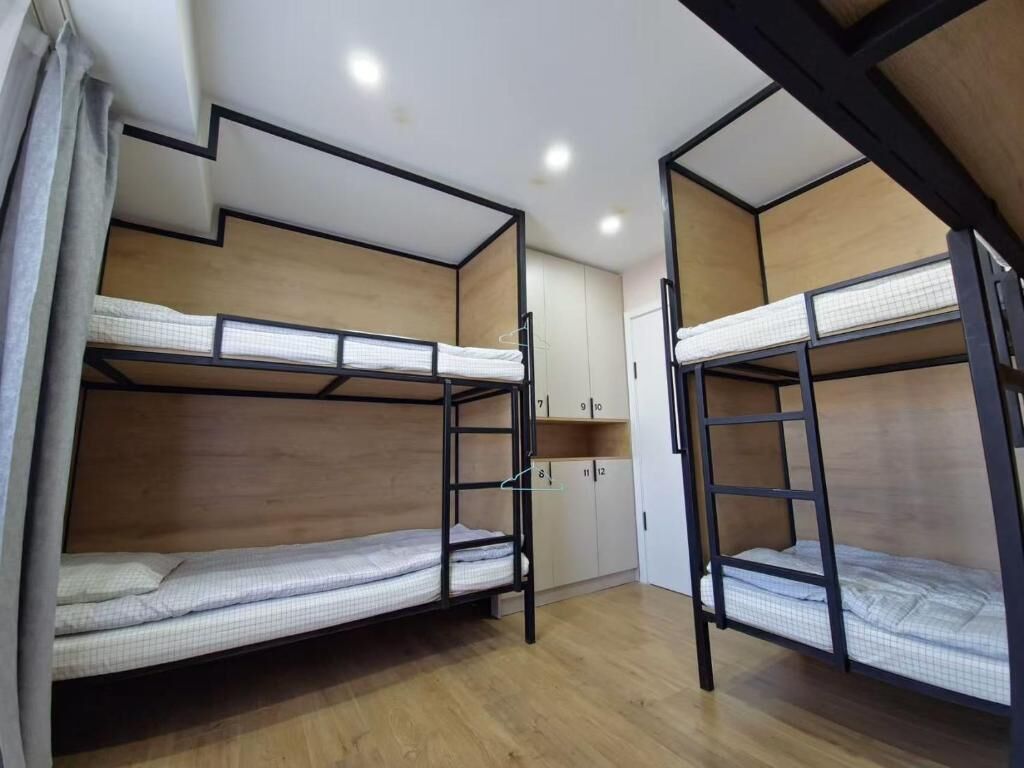 Dormitório compartilhado, somente para mulheres | Ferros/tábuas de passar roupa, Wi-Fi de cortesia