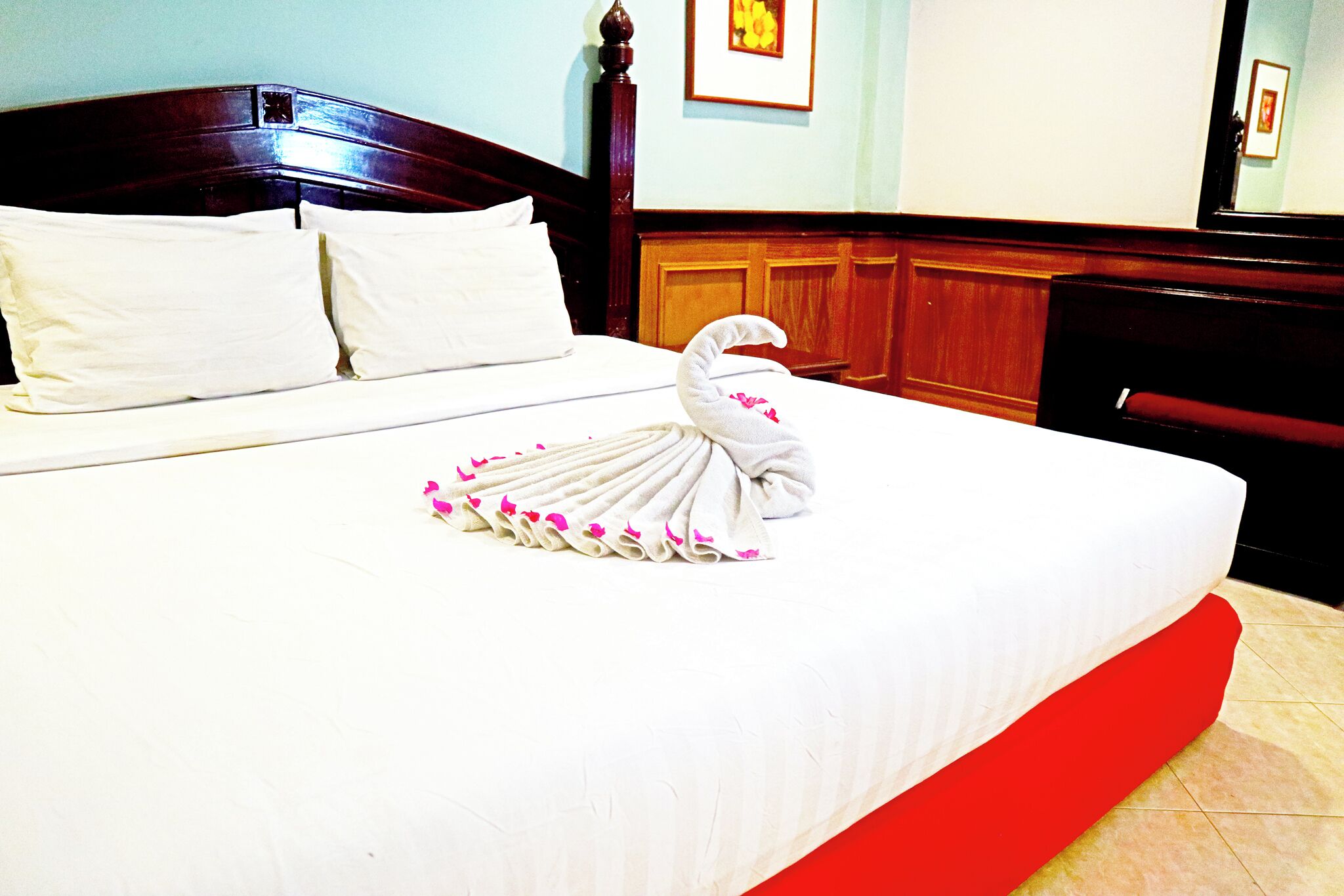 Classic Suite, 1 King Bed, Non Smoking