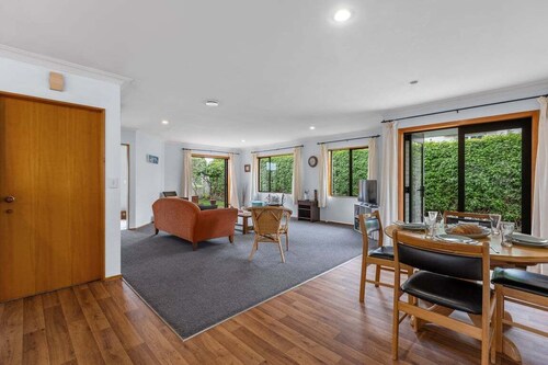 Hideaway on Edgecumbe