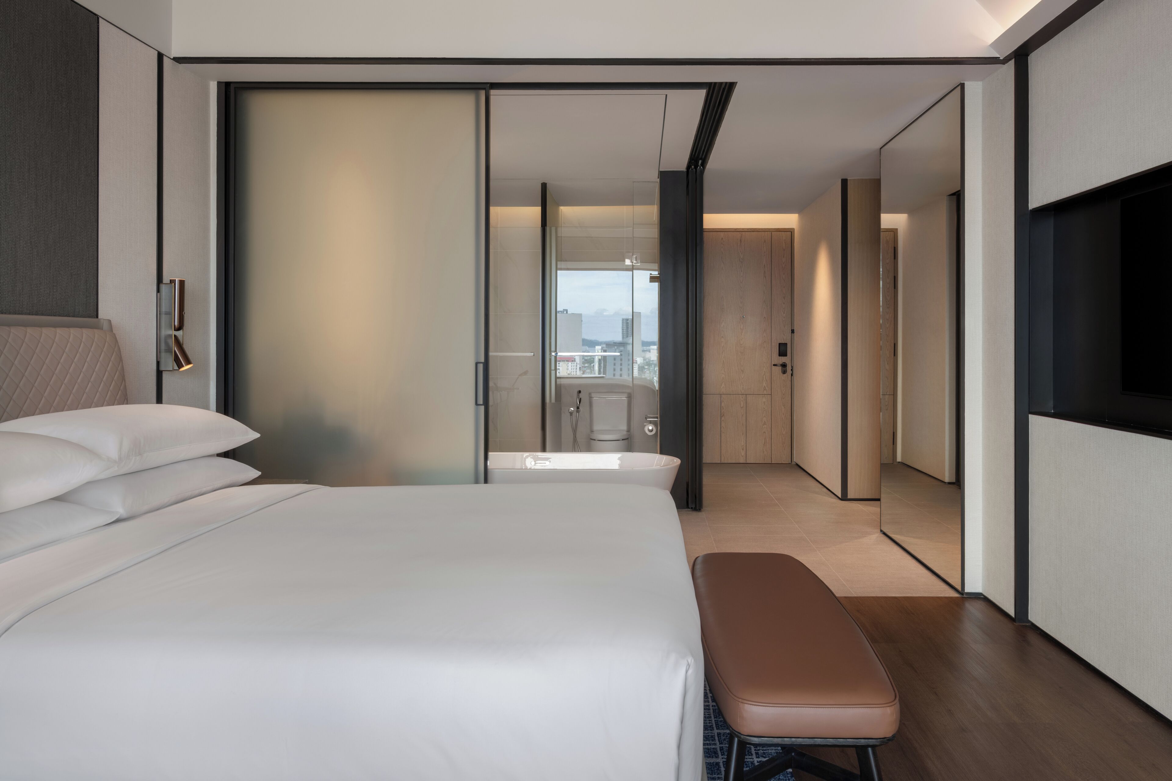 Premium bedding, down duvets, minibar, in-room safe