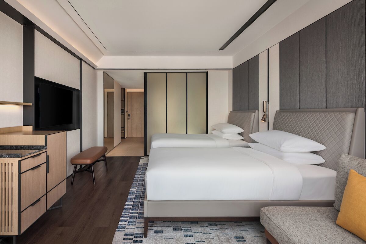 Premium bedding, down duvets, minibar, in-room safe