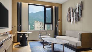 Grand Studio Suite, 1 King Bed, Mountain View | Down comforters, in-room safe, blackout drapes, free WiFi