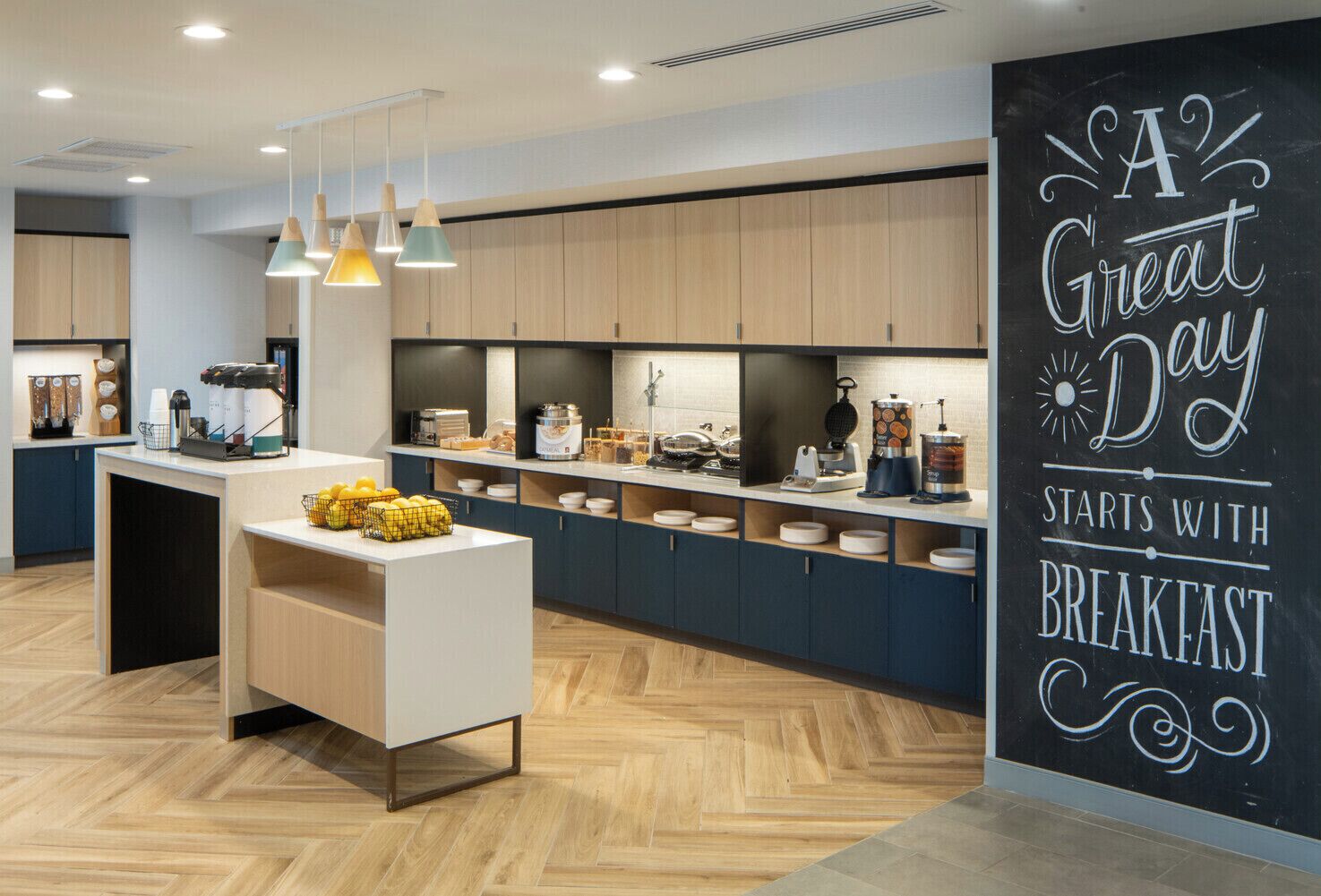 Free daily continental breakfast 