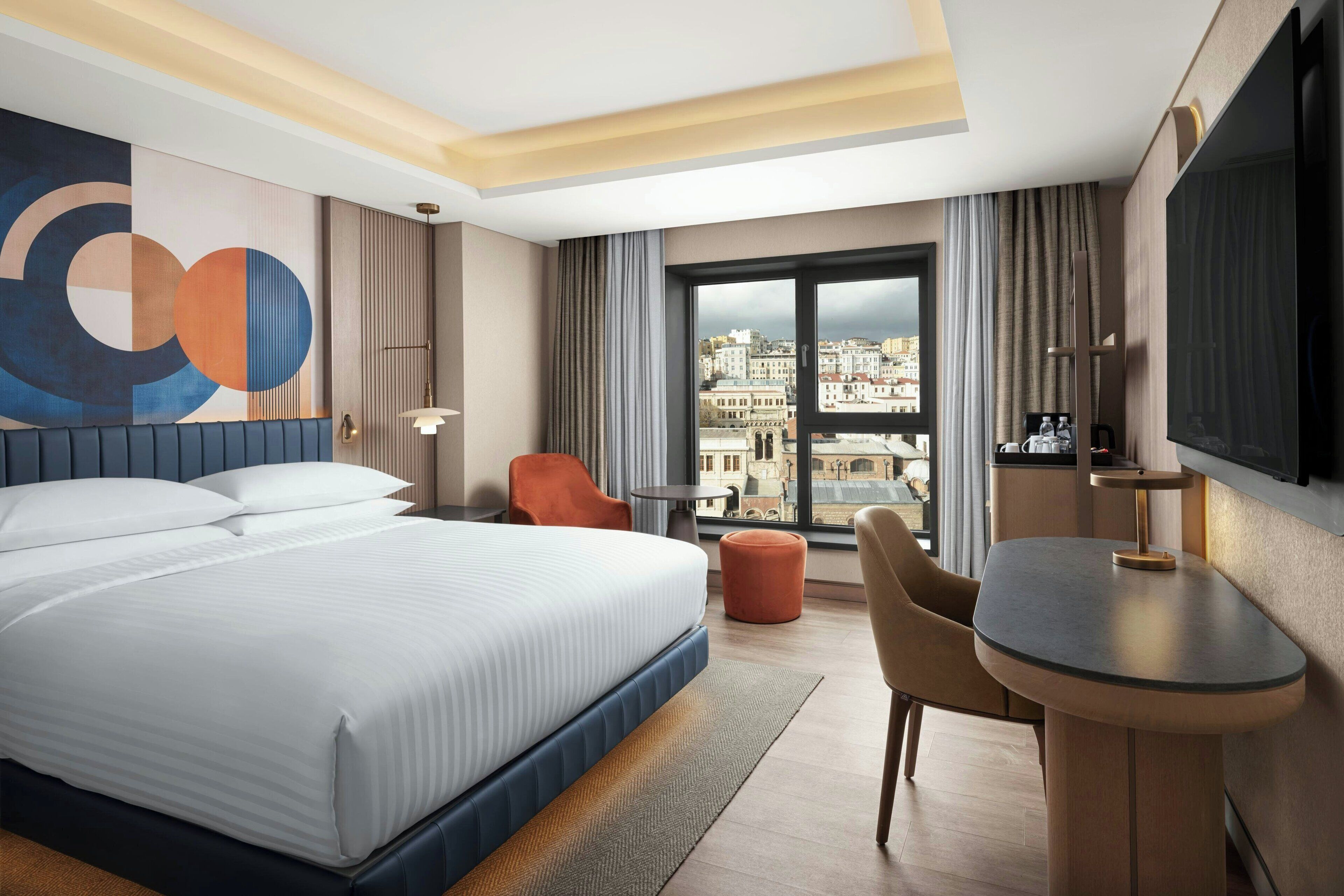 Deluxe Room, 1 Double Bed, Tower (View) | Premium bedding, minibar, in-room safe, desk