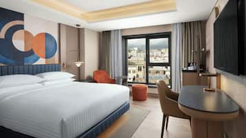 Rom – deluxe, 1 dobbeltseng, tårn (View) | Sengetøy av topp kvalitet, minibar, safe på rommet og skrivebord