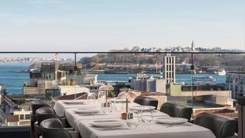 2 Restaurants, Frühstück