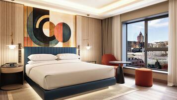 Deluxe-Zimmer, 1 King-Bett, Nichtraucher, Turm | Hochwertige Bettwaren, Minibar, Zimmersafe, Schreibtisch