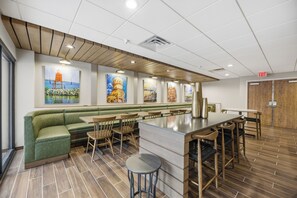 Free daily continental breakfast - Fairfield by Marriott Inn & Suites Mount Pleasant, WI (Mount Pleasant)