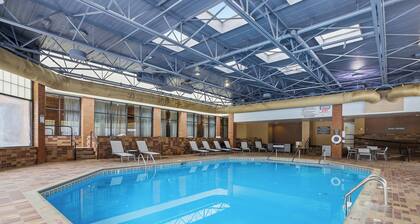 Fairfield by Marriott Inn & Suites Mount Pleasant, WI