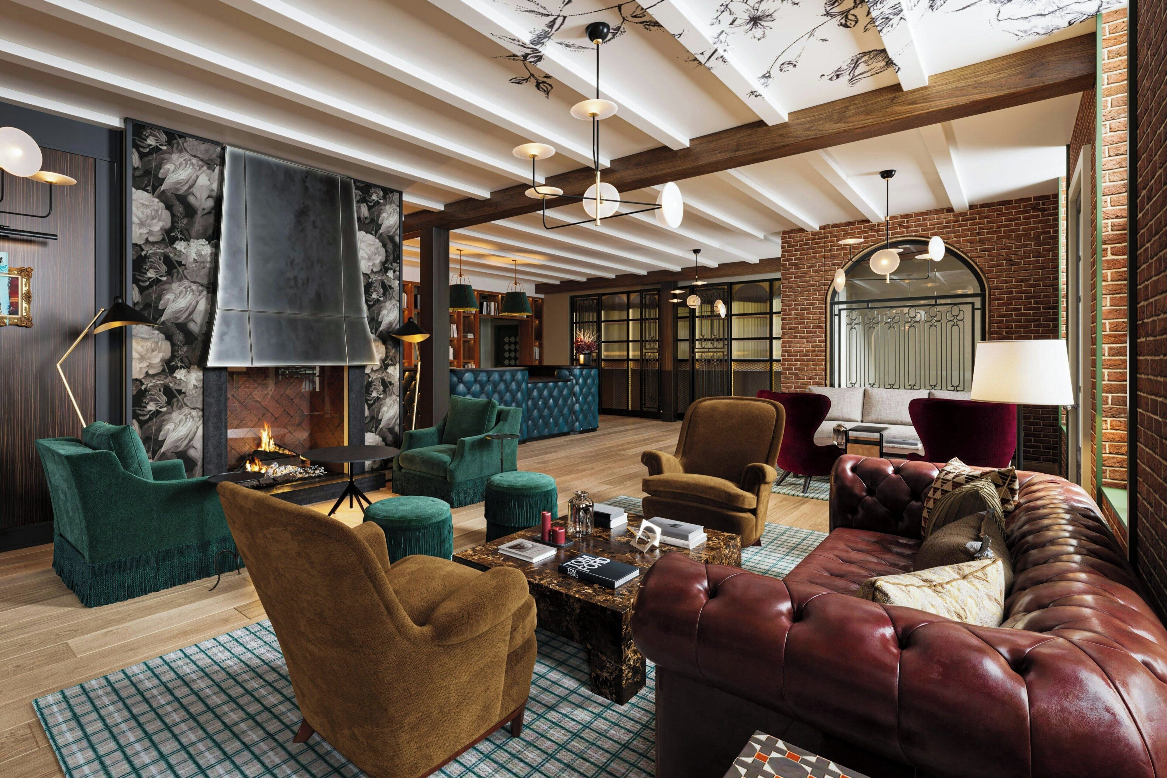 Bar koktel, tempat makan di kawasan terbuka, dibuka setiap hari 