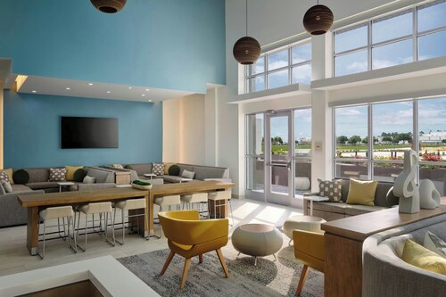 Element Pooler Savannah Airport