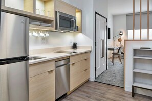 Studio, 2 Tempat Tidur Queen | Dapur pribadi
