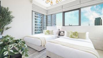 Luxury Apartment, Balcony, City View | In-room safe, blackout drapes, iron/ironing board, free WiFi