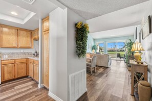 Imagen sin descripción, 5 de 50, botón