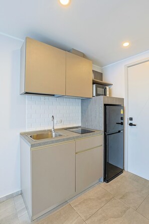 Apartment, Balkon, Bergblick | Eigene Kochnische | Großer Kühlschrank, Mikrowelle, Herdplatte