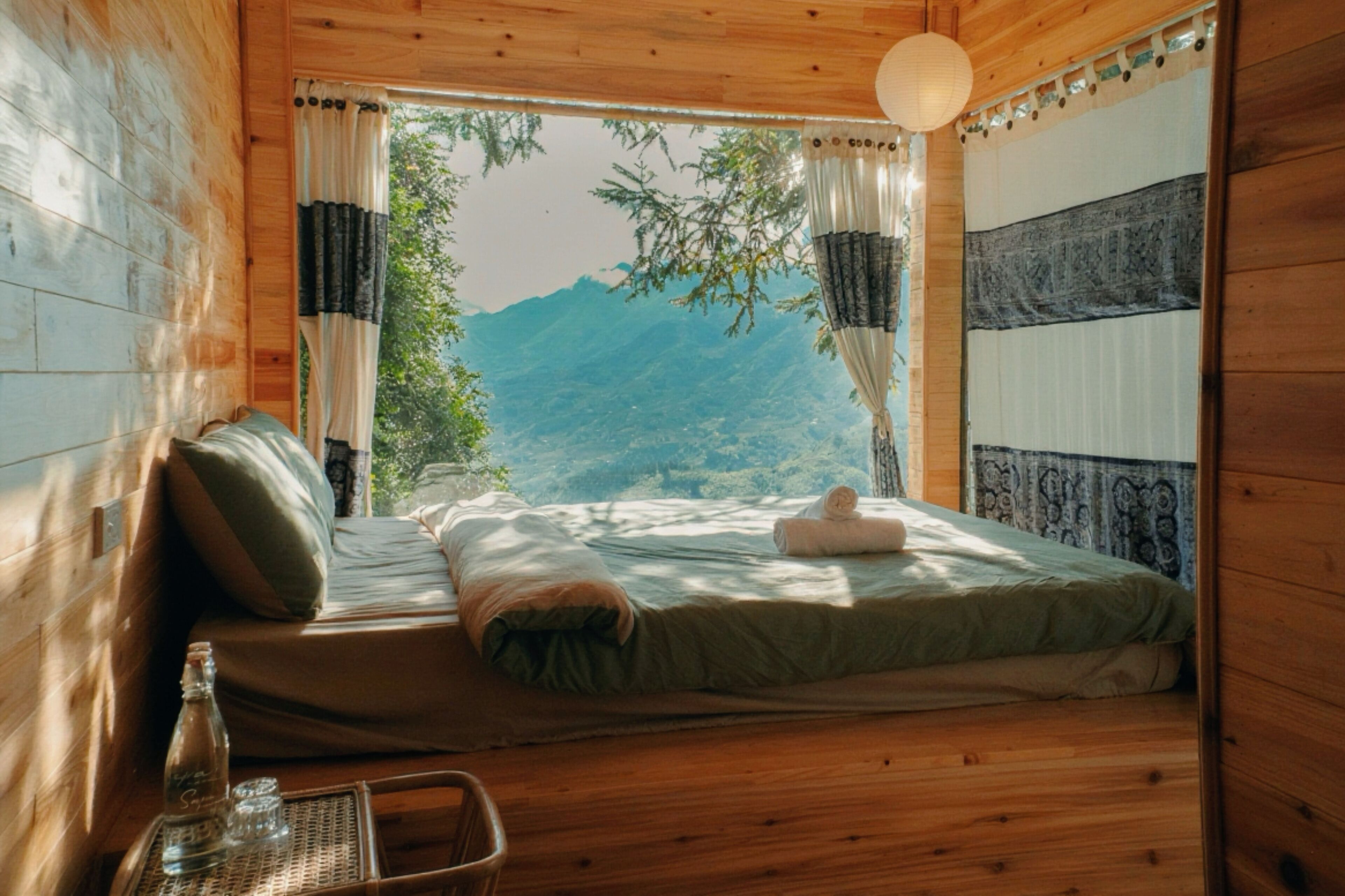 Panoramic Cabin | Premium bedding, free WiFi, bed sheets