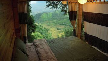Panoramic Cabin | Premium bedding, free WiFi, bed sheets