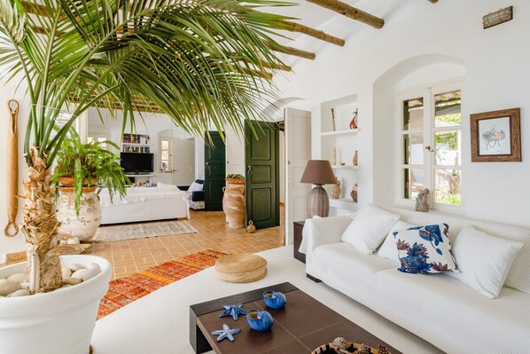 Villa | 6 habitaciones y escritorio 