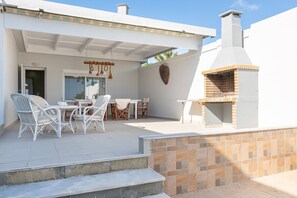 House | 4 bedrooms - The Cottage South Escape With Beach Front Pool (Rhodes)