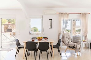 3 habitaciones y escritorio 