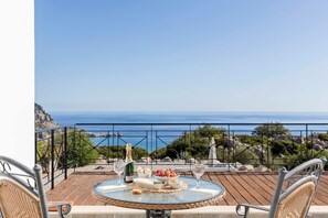 Villa | 3 dormitorios y escritorio