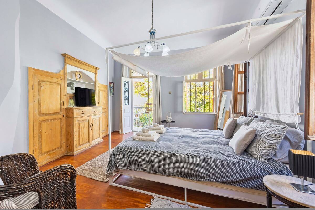 House, Smoking | 2 bedrooms