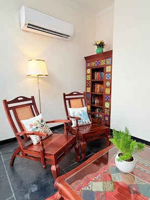 Ngoại thất